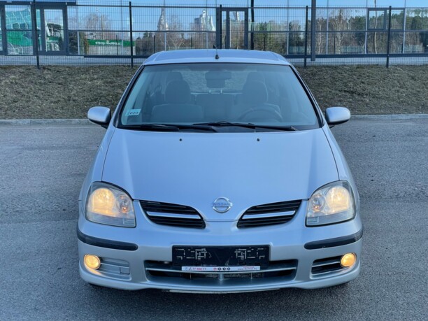 Nissan Almera Tino, 2004 г.