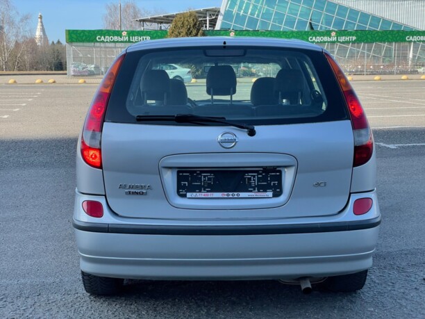 Nissan Almera Tino, 2004 г.