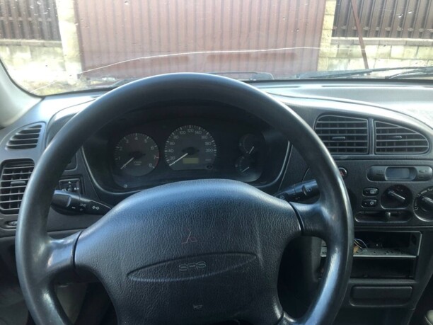 Mitsubishi Colt V, 1996 г.
