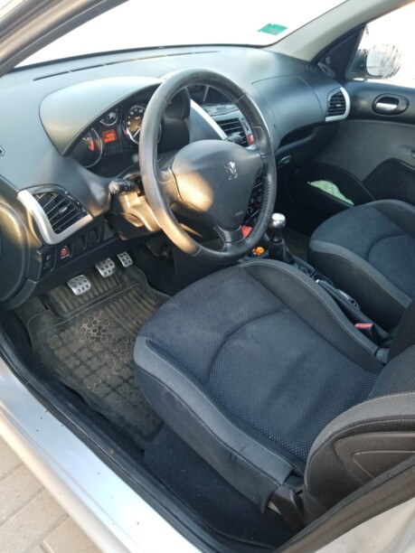 Peugeot 206 Plus, 2010 г.