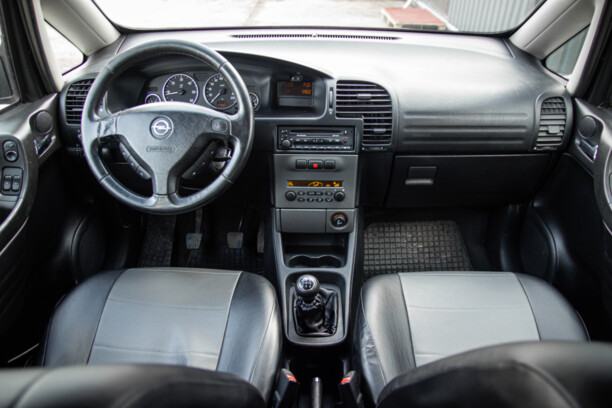 Opel Zafira A · Рестайлинг, 7 мест, 2003 г.
