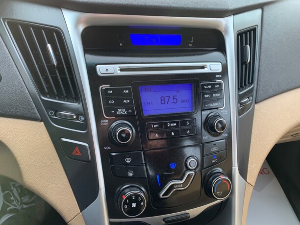 Hyundai Sonata YF, 2010 г.