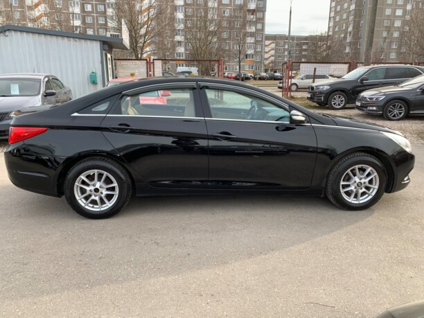 Hyundai Sonata YF, 2010 г.