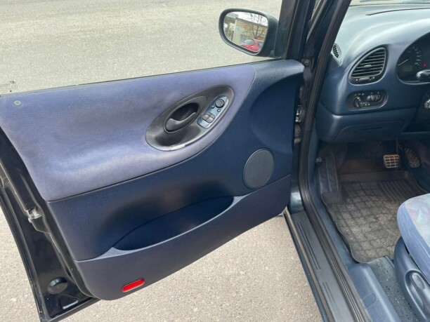 Ford Galaxy I, 7 мест, 1996 г.