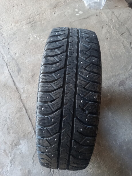 Легковые шины Bridgestone Ice cruiser 7000s 185/65 R15 4 шт.