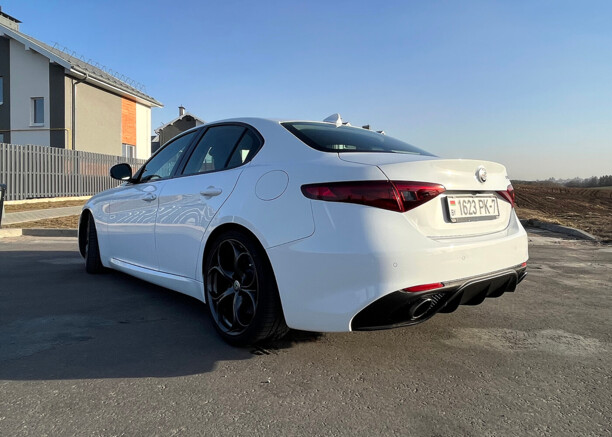 Alfa Romeo Giulia, 2017 г.