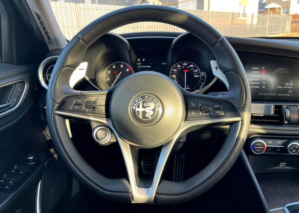 Alfa Romeo Giulia, 2017 г.