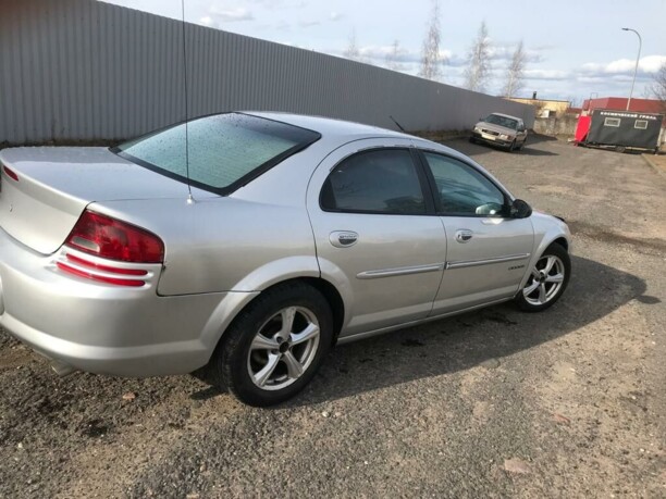 Dodge Stratus II, 2001 г.