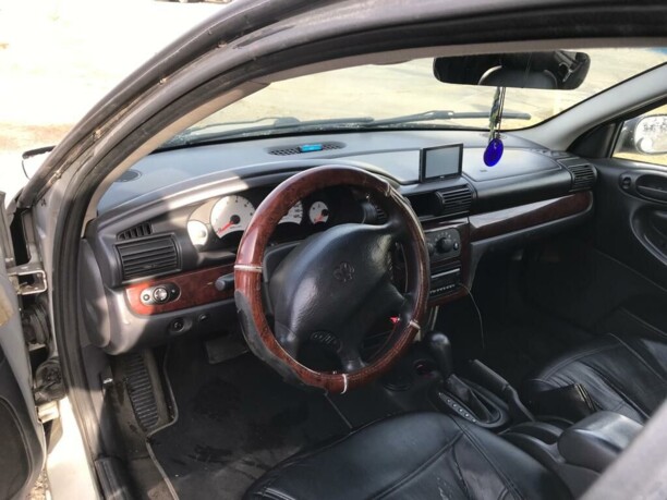Dodge Stratus II, 2001 г.