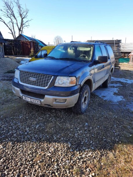 Ford Expedition II, 7 мест, 2004 г.