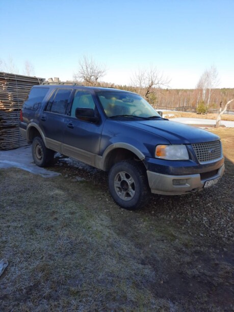 Ford Expedition II, 7 мест, 2004 г.