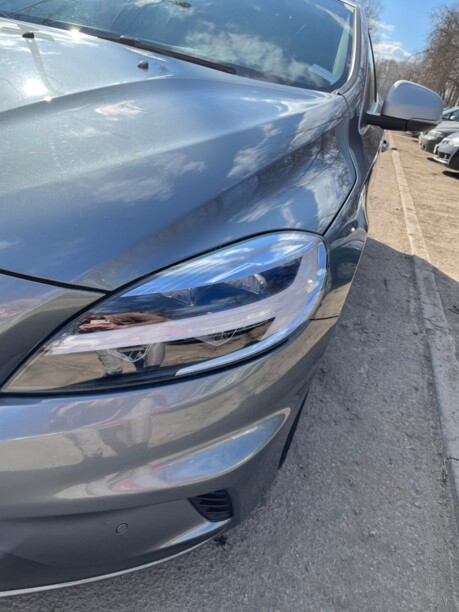 Volvo V40 II · Рестайлинг, 2018 г.