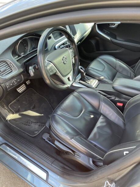 Volvo V40 II · Рестайлинг, 2018 г.