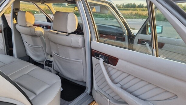 Mercedes-Benz S-Класс W126, C126, 1988 г.