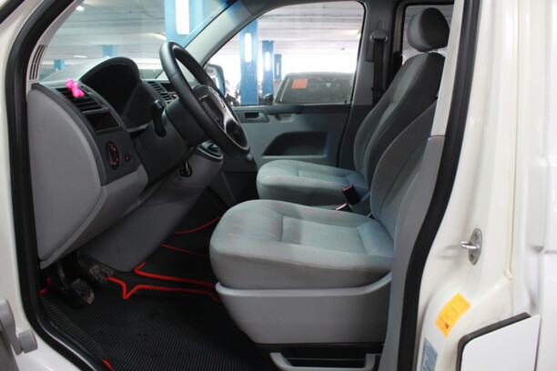 Volkswagen Transporter T5, 2005 г.