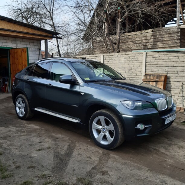 Легковые шины Yokohama 275/45 R19 2 шт.