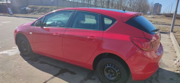 Opel Astra J, 2010 г.
