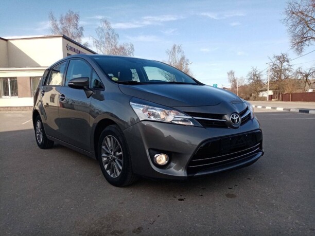 Toyota Verso I · Рестайлинг, 2017 г.