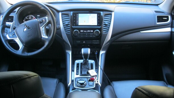 Mitsubishi Pajero Sport III, 2020 г.