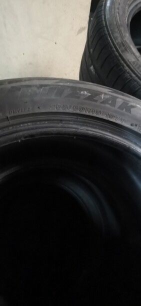 Легковые шины Bridgestone Близарк 255/50 R19 4 шт.