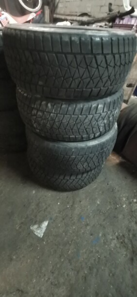 Легковые шины Bridgestone Близарк 255/50 R19 4 шт.