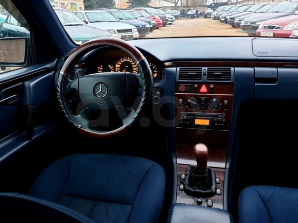 Mercedes-Benz E-Класс W210, S210, 1996 г.