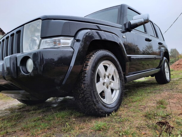 Jeep Commander, 7 мест, 2006 г.