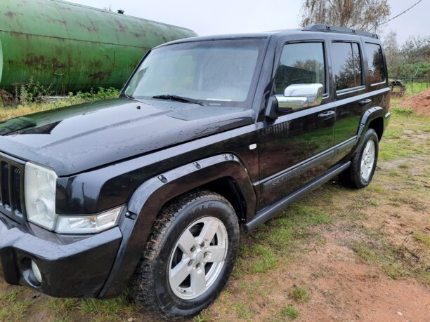 Jeep Commander, 7 мест, 2006 г.