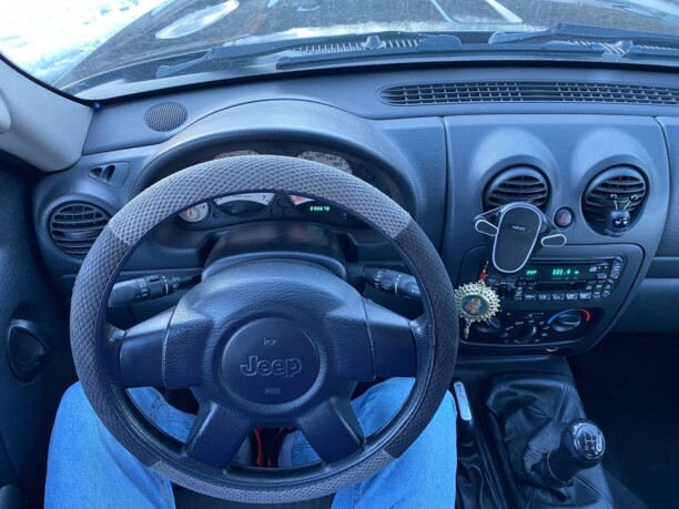 Jeep Cherokee KJ, 2002 г.