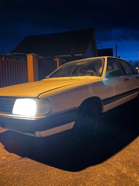 Audi 100 С3, 1983 г.