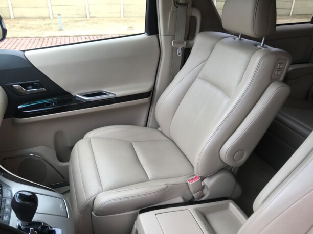 Toyota Alphard II, 2011 г.