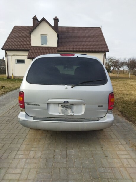 Ford Windstar I, 7 мест, 1998 г.