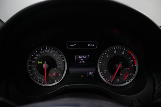 Mercedes-Benz A-Класс W176, 2015 г.