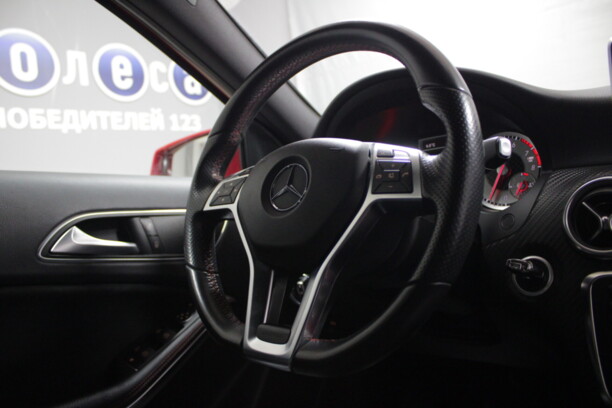 Mercedes-Benz A-Класс W176, 2015 г.