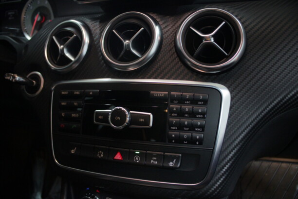 Mercedes-Benz A-Класс W176, 2015 г.