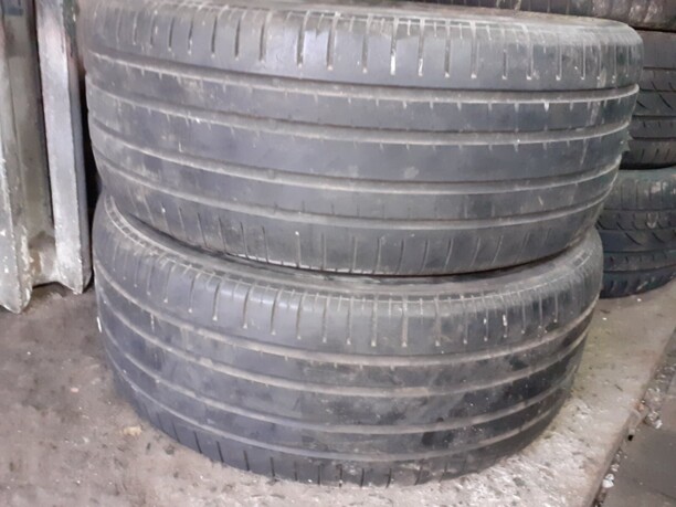 Легковые шины Pirelli 255/55 R18 2 шт.
