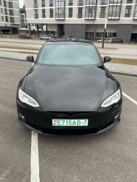Tesla Model S I · Рестайлинг, 2017 г.