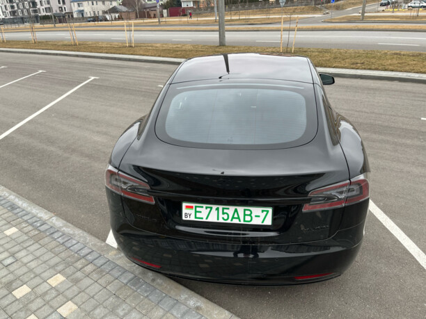 Tesla Model S I · Рестайлинг, 2017 г.