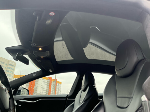 Tesla Model S I · Рестайлинг, 2017 г.
