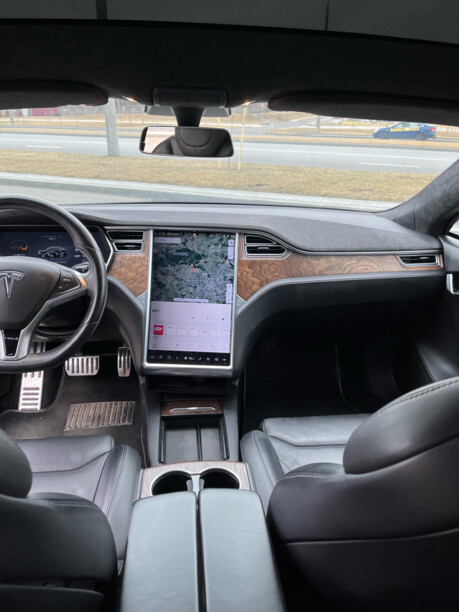 Tesla Model S I · Рестайлинг, 2017 г.