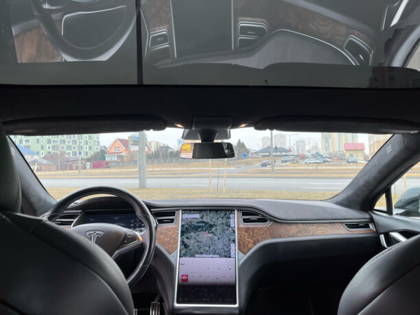 Tesla Model S I · Рестайлинг, 2017 г.