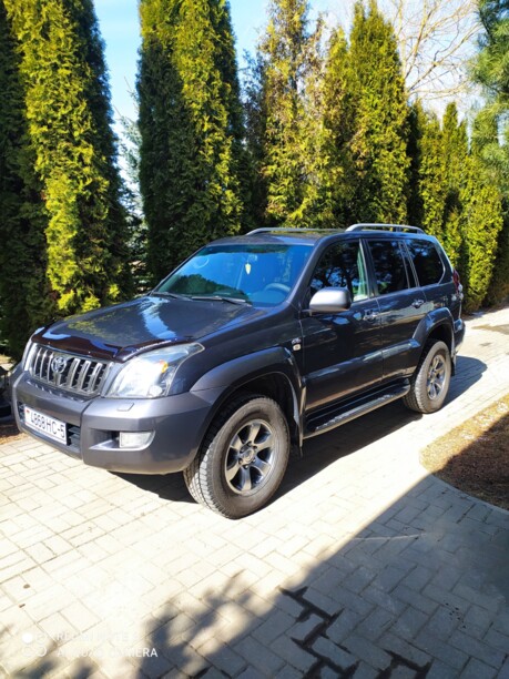 Toyota Land Cruiser Prado J120, 7 мест, 2008 г.