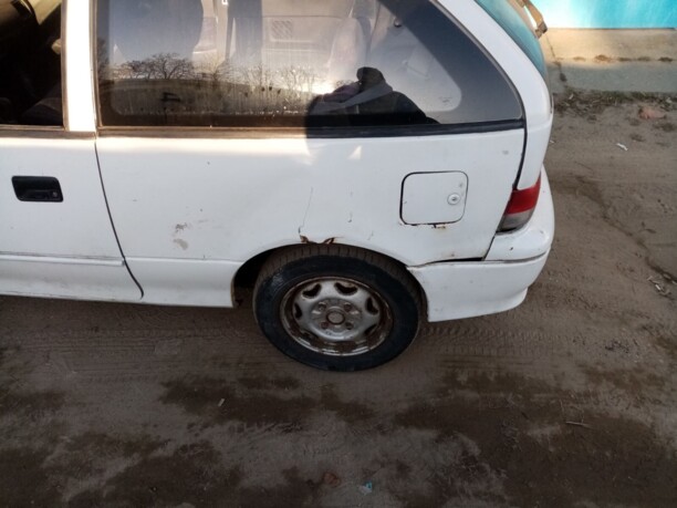 Suzuki Swift II · Рестайлинг, 2000 г.