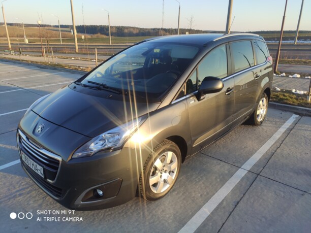 Peugeot 5008 I · Рестайлинг, 7 мест, 2017 г.
