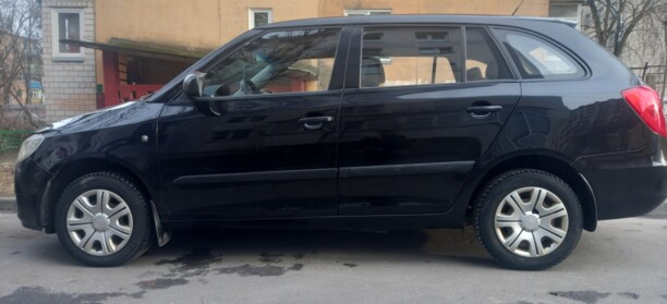 Skoda Fabia 5J, 2009 г.