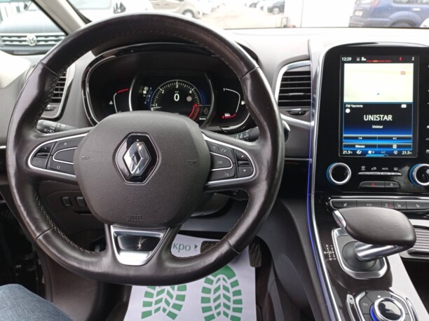 Renault Espace V, 7 мест, 2017 г.