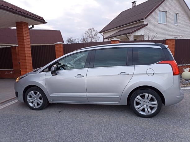 Peugeot 5008 I · Рестайлинг, 7 мест, 2015 г.