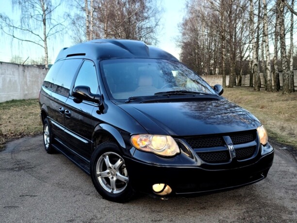 Dodge Grand Caravan IV, 7 мест, 2001 г.