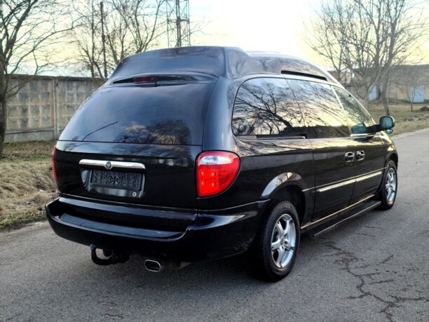Dodge Grand Caravan IV, 7 мест, 2001 г.