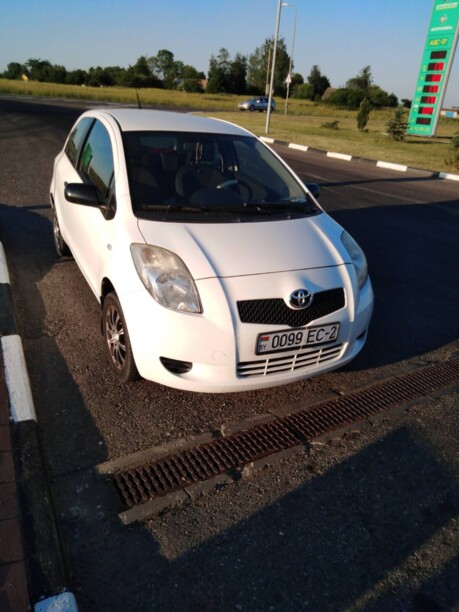 Toyota Yaris II (XP9), 2008 г.